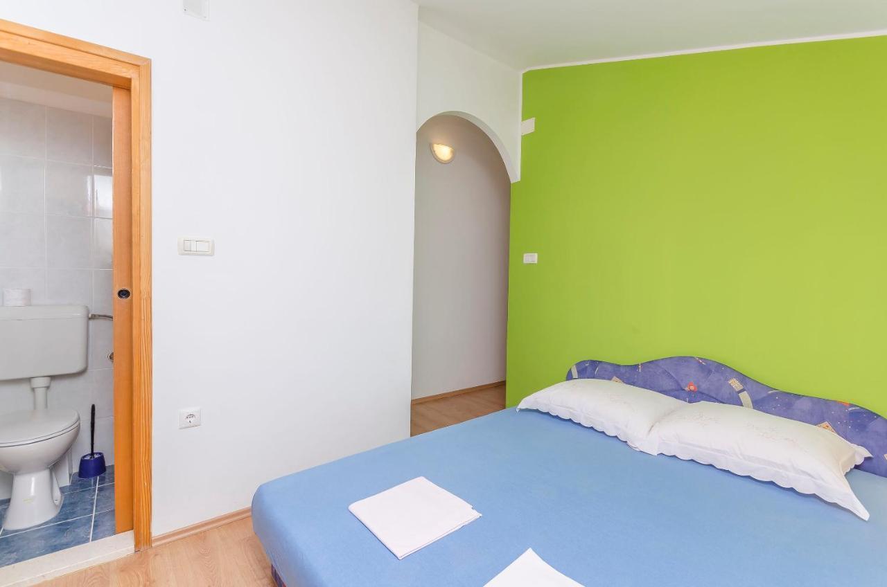 Apartments Mira I Vodice Luaran gambar