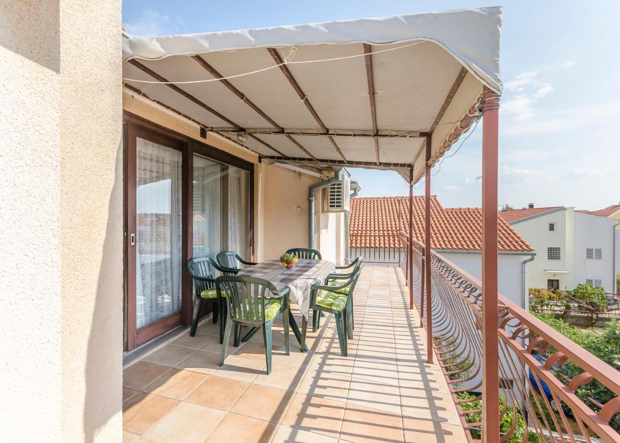 Apartments Mira I Vodice Luaran gambar